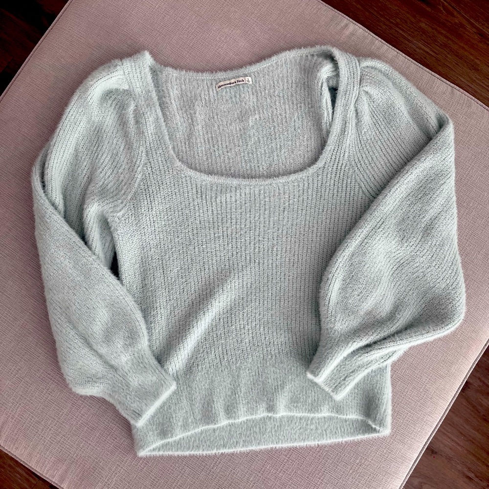 Abercrombie & Fitch Fuzzy Sweater - Size L